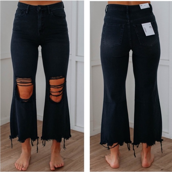 Vervet Leslie 90s Vintage Flare Black Ripped High Rise Crop Size 31 NWT - Picture 1 of 13